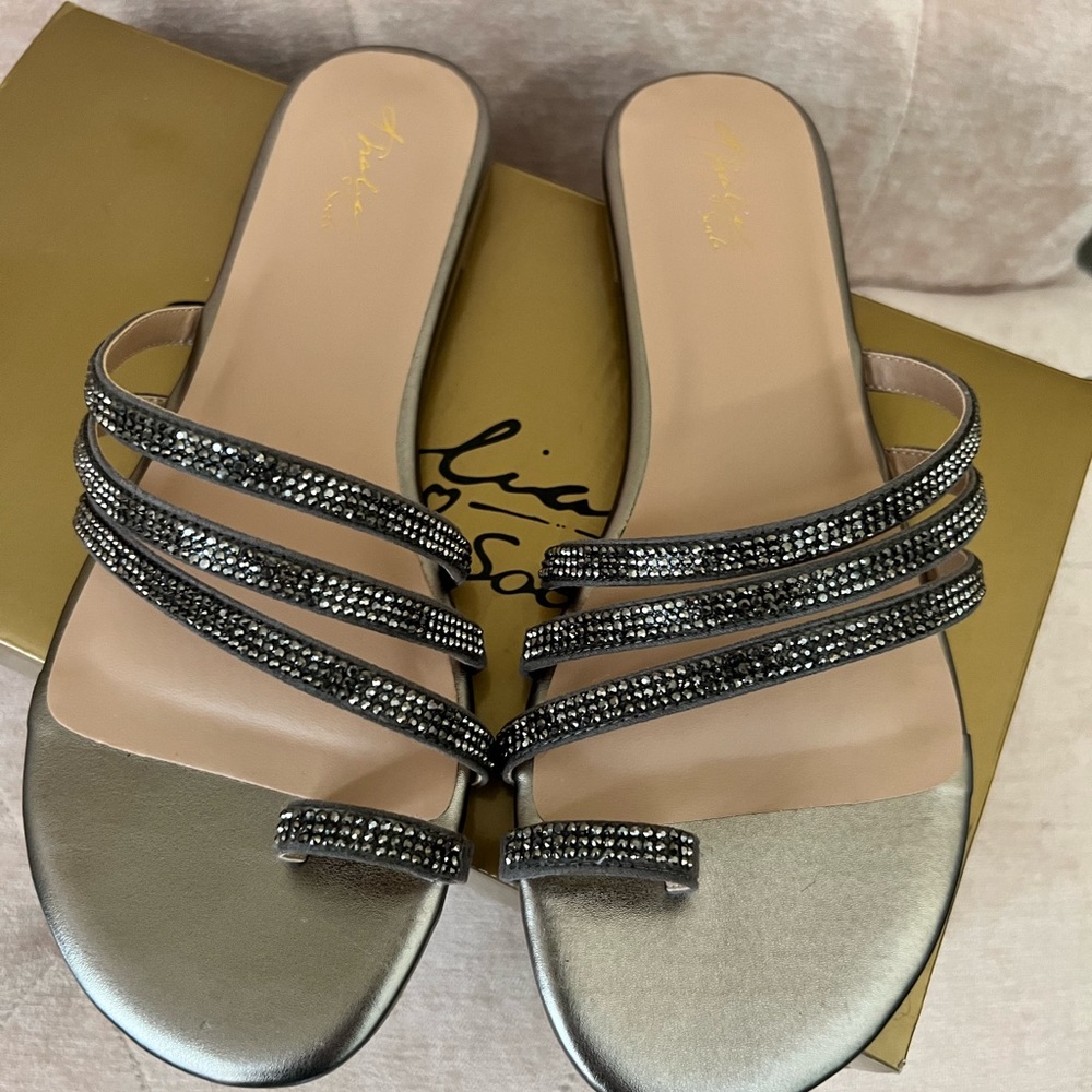Thalia Sodi flat sandals 7.5